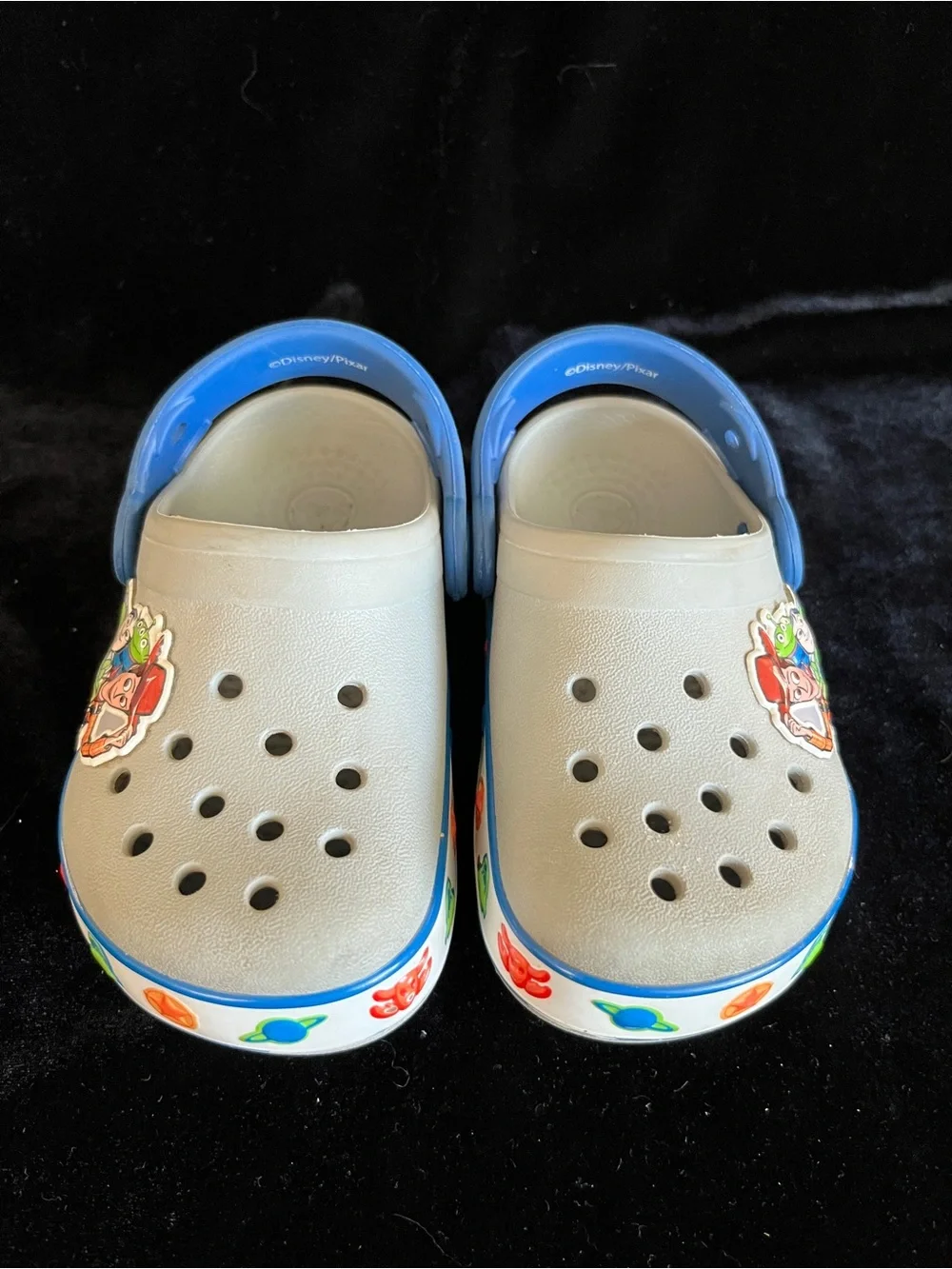 CROCS funlab disney